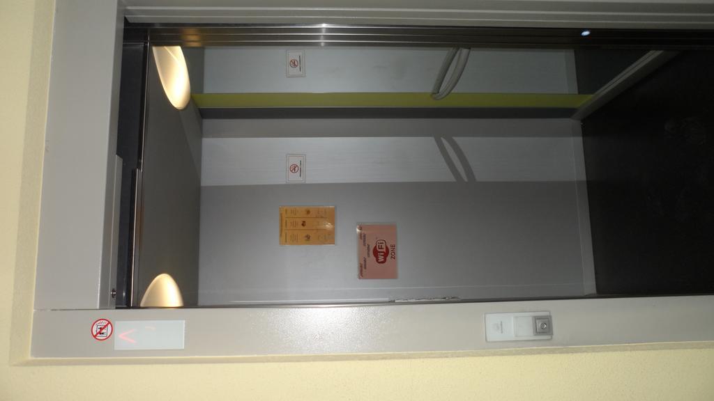 Hostal Coruna อัสตอร์กา ภายนอก รูปภาพ